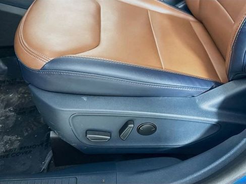 Certified 2022 Ford Maverick Lariat w/ Lariat Luxury Package image 19