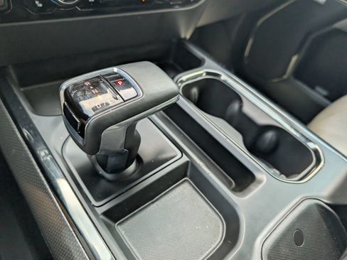Used 2023 Chevrolet Silverado 1500 ZR2 w/ Technology Package AWD/4WD image 18