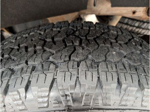 Used 2020 Chevrolet Silverado 2500 LTZ w/ LTZ Premium Package image 23