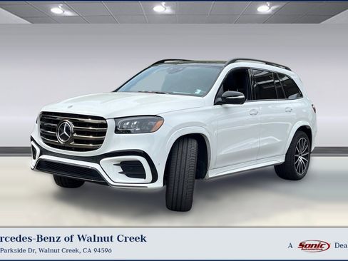 Used 2025 Mercedes-Benz GLS 450 4MATIC image 1