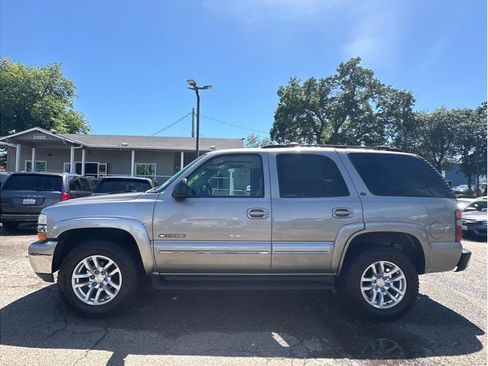 Used 2002 Chevrolet Tahoe LT AWD/4WD image 4