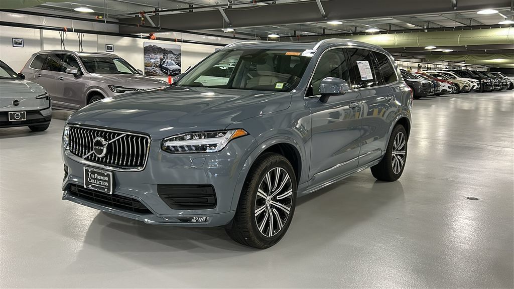 Certified 2023 Volvo XC90 B5 Core w/ Protection Package Premier AWD/4WD image 3