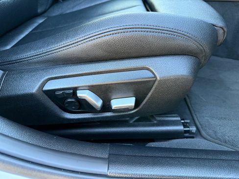 Used 2017 BMW 330i I image 18