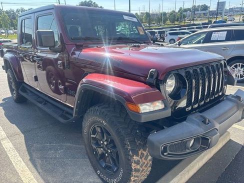 Used 2022 Jeep Gladiator Sport AWD/4WD image 9
