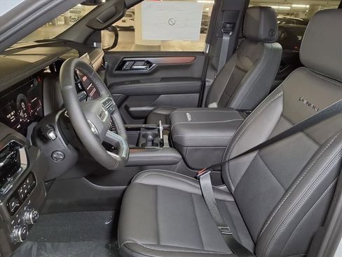 New 2026 GMC Yukon XL Denali w/ Sun & Power Step Package image 15