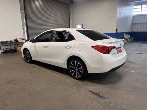 Used 2017 Toyota Corolla SE image 5
