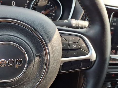 Used 2019 Jeep Compass Limited AWD/4WD image 22