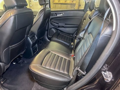 Used 2024 Ford Edge SEL AWD/4WD image 11