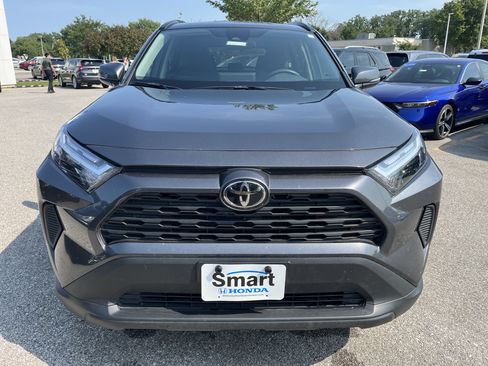 Used 2025 Toyota RAV4 XLE AWD/4WD image 7