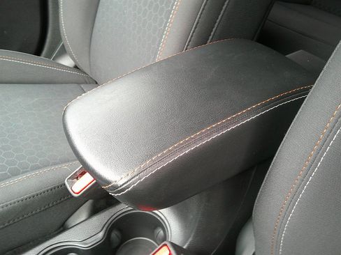 Used 2019 Jeep Compass Sport w/ Cold Weather Group image 14