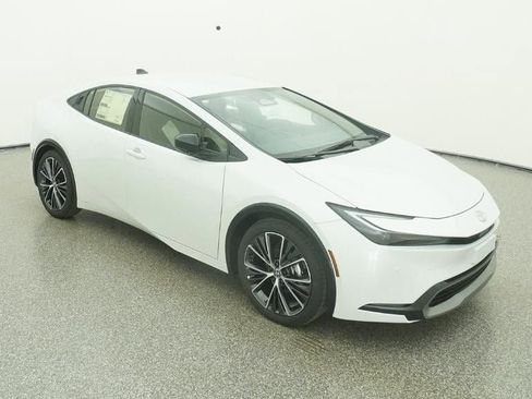 New 2026 Toyota Prius XLE image 13