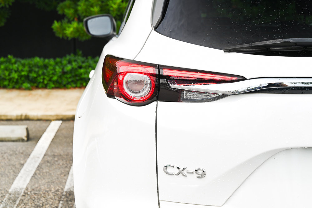 Used 2021 MAZDA CX-9 Touring w/ Touring Premium Package FWD image 6