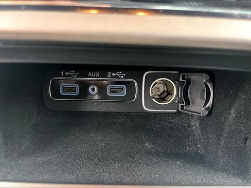 Used 2020 Jeep Grand Cherokee Altitude AWD/4WD image 16