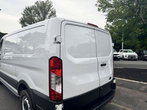 Used 2023 Ford Transit 150 Low Roof RWD image 5