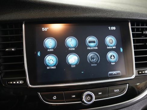 Used 2018 Buick Encore Preferred image 18