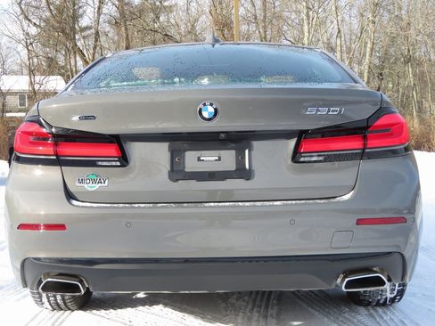 Used 2022 BMW 530i xDrive 530i xDrive w/ Premium Package image 6