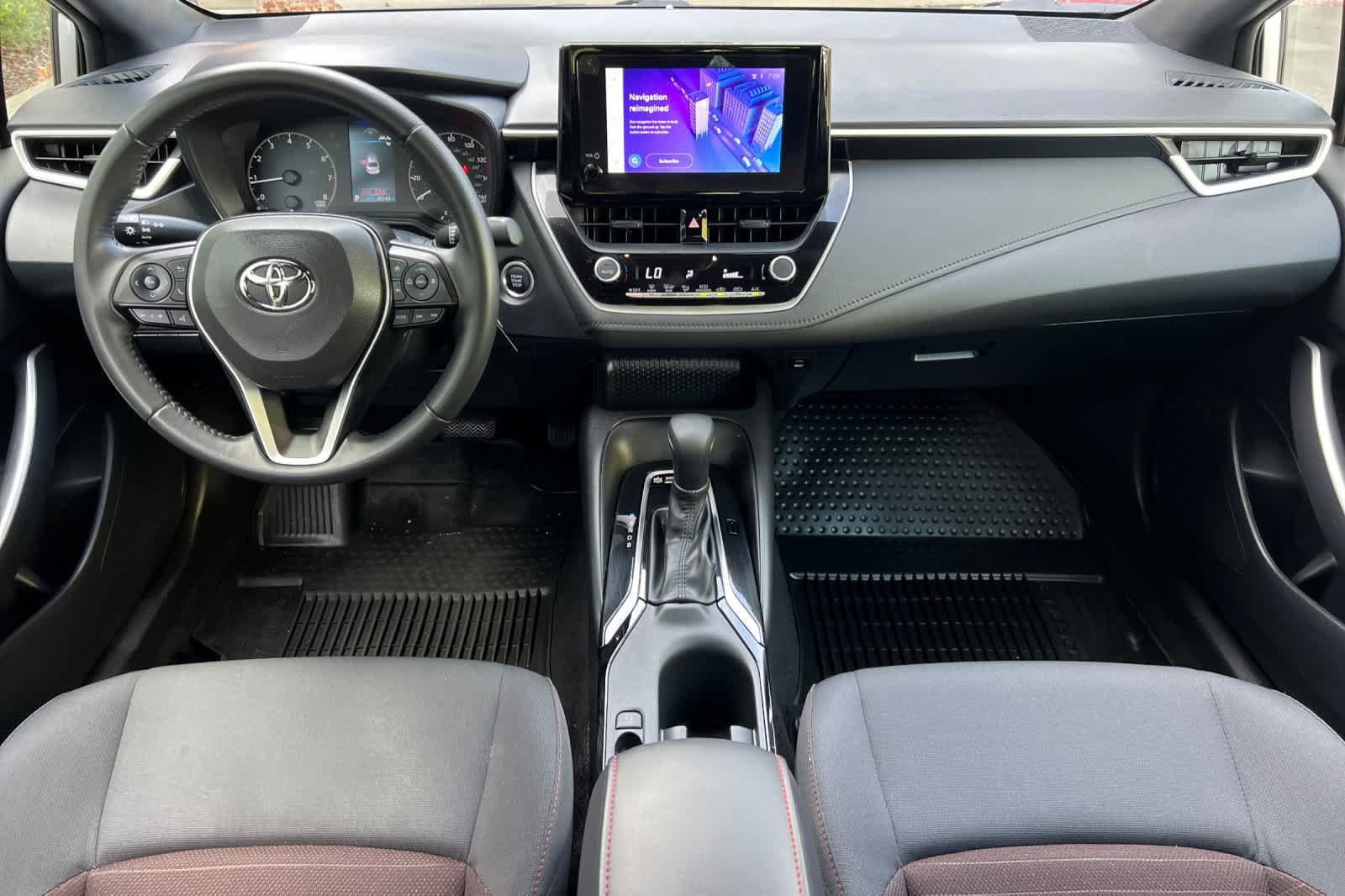 Certified 2024 Toyota Corolla SE FWD image 3