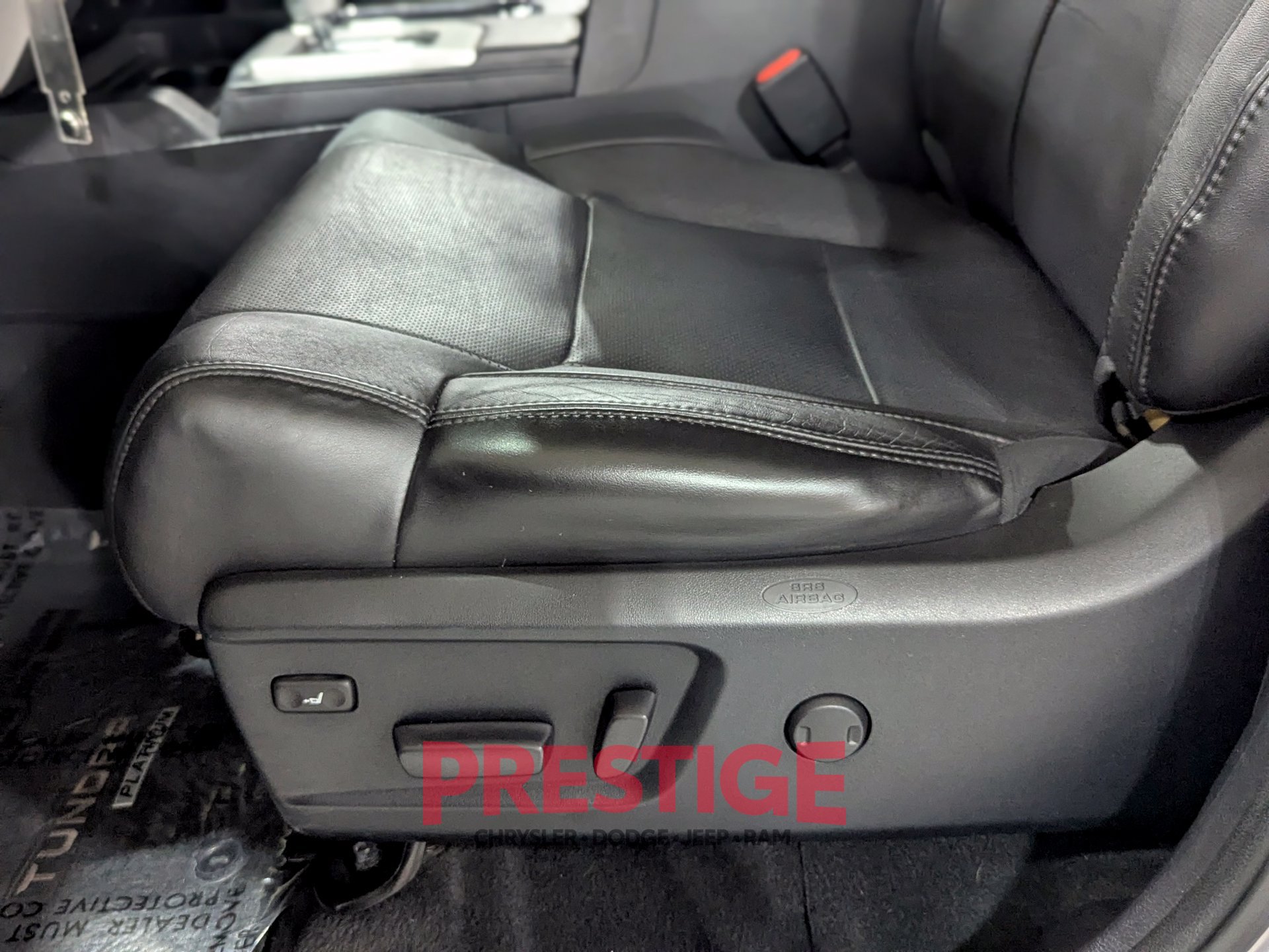 Used 2018 Toyota Tundra Platinum AWD/4WD image 29