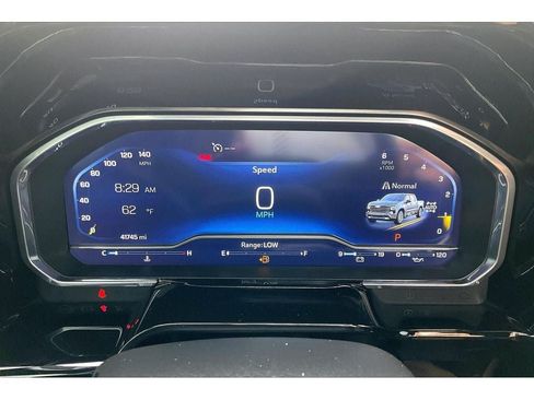 Used 2022 Chevrolet Silverado 1500 High Country w/ Technology Package AWD/4WD image 22