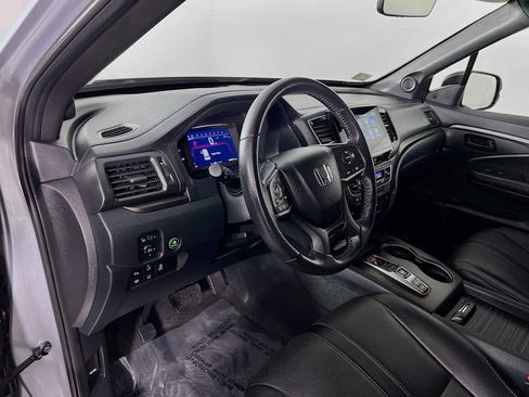Used 2023 Honda Passport TrailSport image 5