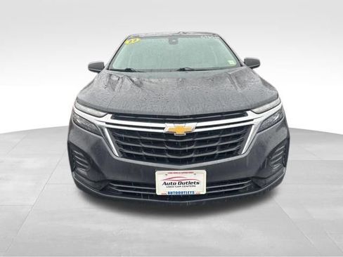 Used 2022 Chevrolet Equinox LS AWD/4WD image 2