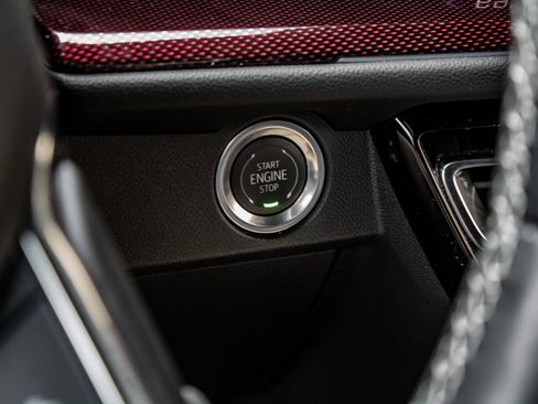 Used 2024 Chevrolet Traverse Z71 image 38