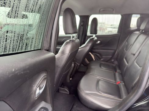 Used 2017 Jeep Renegade Limited w/ Advanced Technology Group image 28