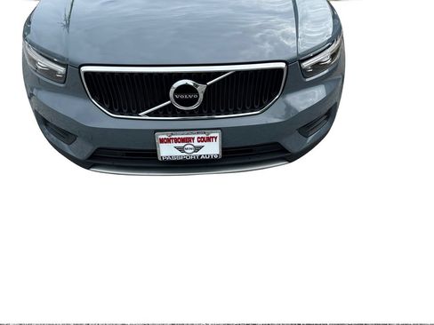Used 2020 Volvo XC40 T5 Momentum w/ Protection Package Premier AWD/4WD image 26