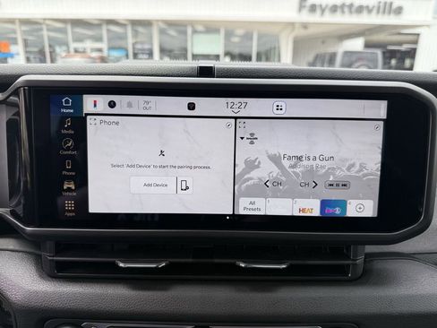 New 2025 Jeep Gladiator Sport image 32