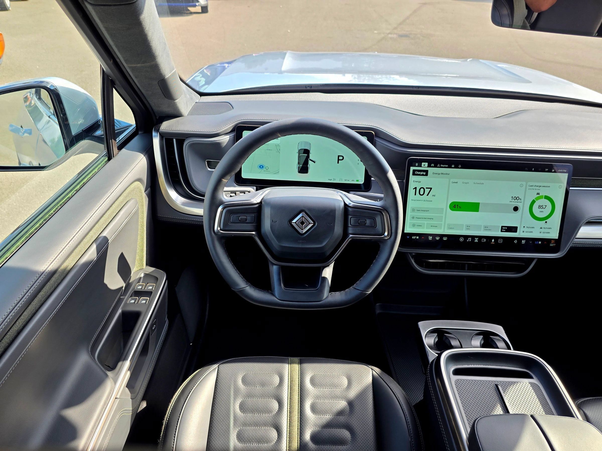 Used 2025 Rivian R1S Adventure Dual AWD/4WD image 20