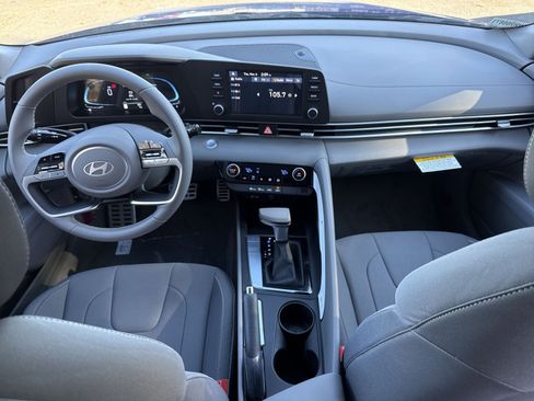 New 2026 Hyundai Elantra Sport FWD image 21