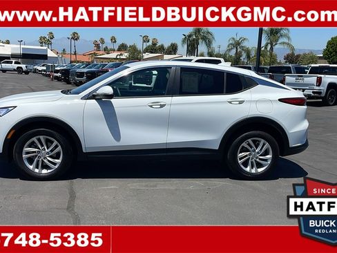 Used 2024 Buick Envista Preferred w/ Convenience I Package image 2