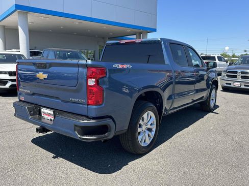 Used 2024 Chevrolet Silverado 1500 Custom AWD/4WD image 8