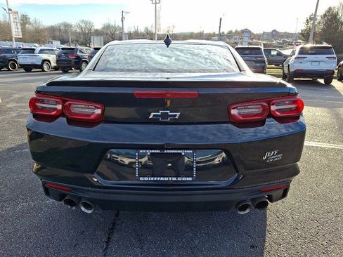 Used 2020 Chevrolet Camaro LT image 6
