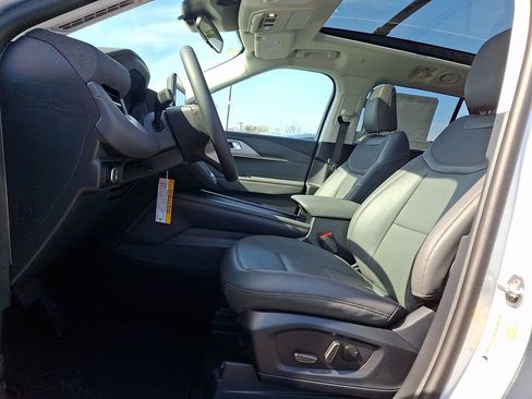New 2026 Ford Explorer Active w/ Active Comfort Package image 8