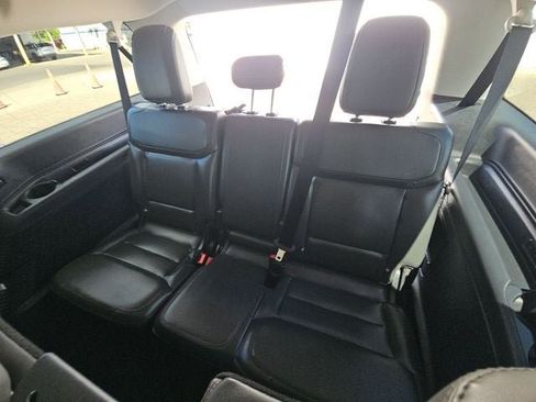 Used 2025 Ford Expedition Max Active AWD/4WD image 18