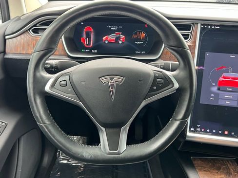 Used 2016 Tesla Model X 90D image 26