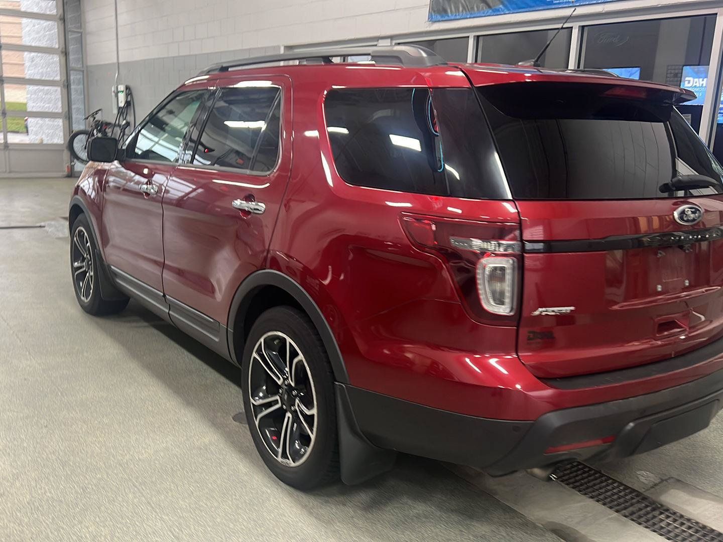 Used 2014 Ford Explorer Sport w/ Equipment Group 401A AWD/4WD image 7