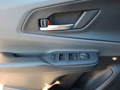 Used 2024 Toyota Prius XLE image 12