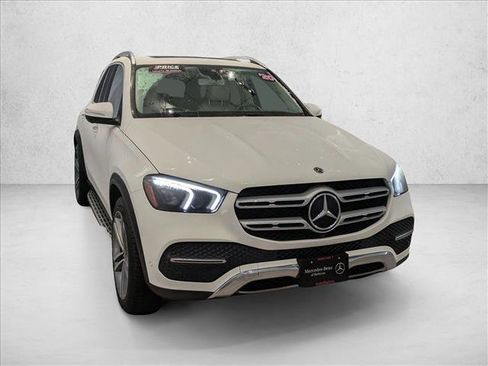 Certified 2020 Mercedes-Benz GLE 450 4MATIC image 3