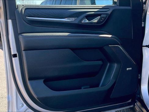 Used 2023 GMC Yukon Denali w/ Advanced Technology Package image 22