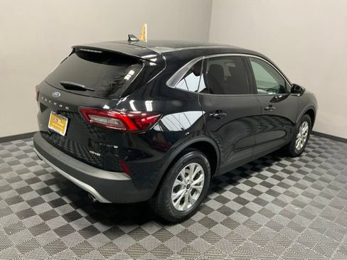 Used 2023 Ford Escape Active AWD/4WD image 8