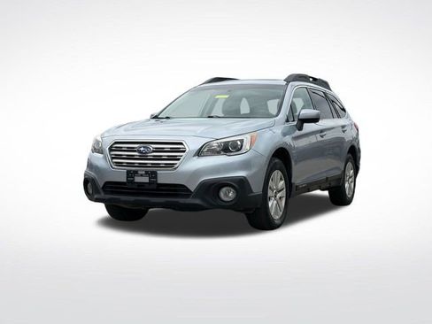 Used 2017 Subaru Outback 2.5i Premium AWD/4WD image 11