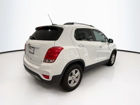 Used 2020 Chevrolet Trax LT w/ LT Convenience Package FWD image 7