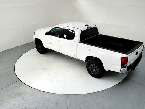 Certified 2023 Toyota Tacoma SR5 image 17