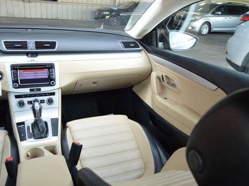Used 2013 Volkswagen CC Sport FWD image 43