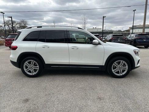 Used 2023 Mercedes-Benz GLB 250 4MATIC image 5