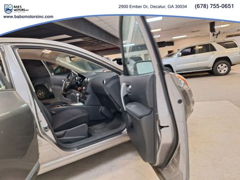 Used 2011 Nissan Rogue S AWD/4WD image 16
