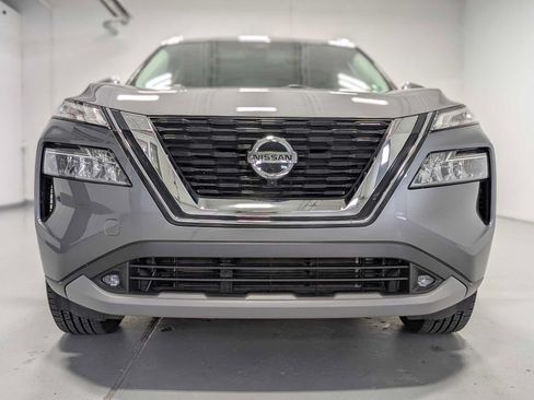 Used 2021 Nissan Rogue SL AWD/4WD image 2