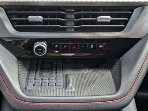 Used 2025 Ford Explorer ST image 15